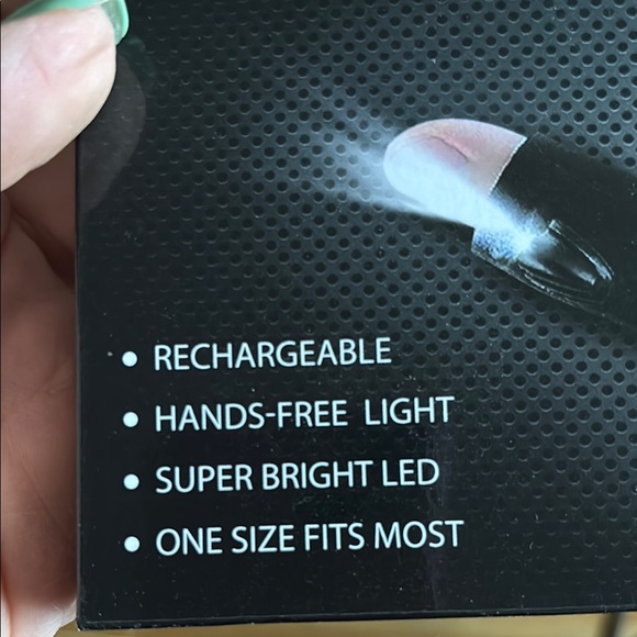 Rechargeable Flashlight Gloves - Picture 2 of 4